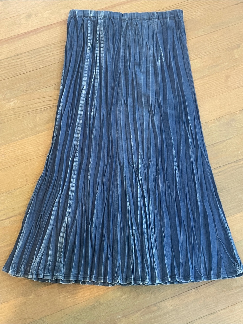 Pleated Navy Blue Denim Women’s Skirt